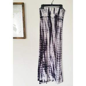 Tie-Dye Maxi Skirt